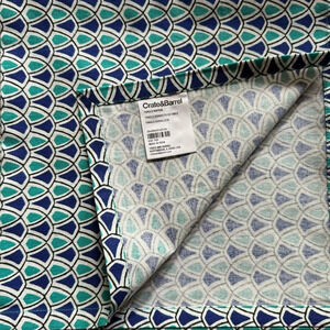 Crate & Barrel New in package 4 blue and green geometric print napkins 20 in sq